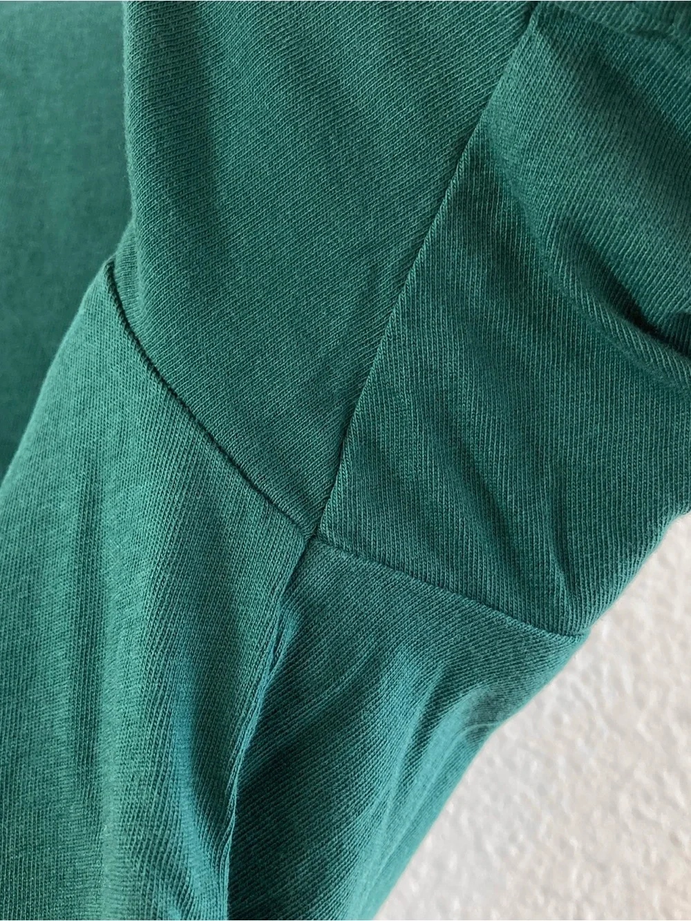 Tommy Hilfiger Emerald Green Graphic T-Shirt Girls Size M Plaid Logo